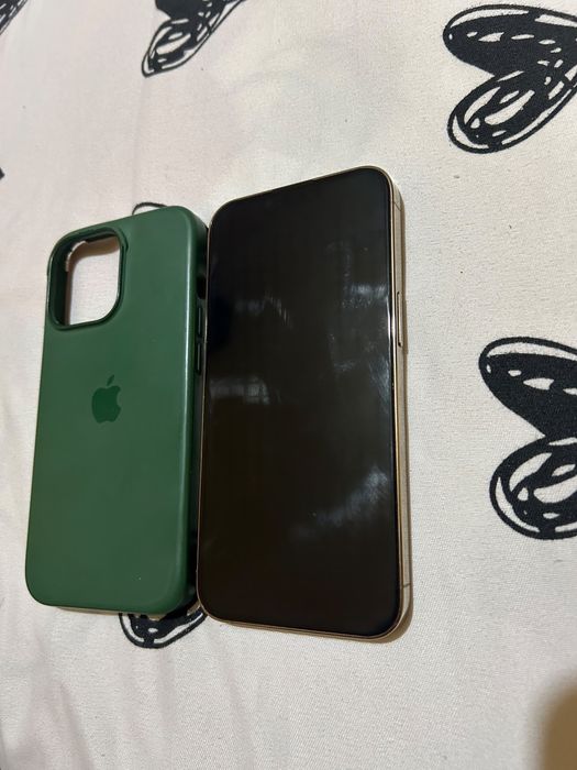 iPhone 13 Pro gold