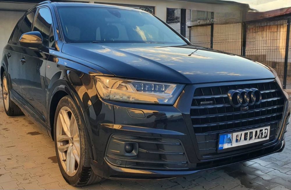 Ауди/Audi Q7        .