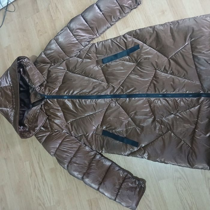 Продава запазени якета