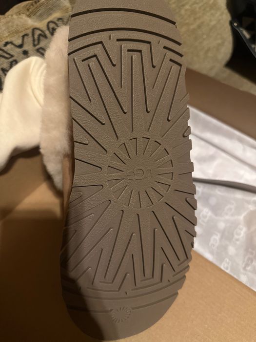 Дамски Апрески UGG