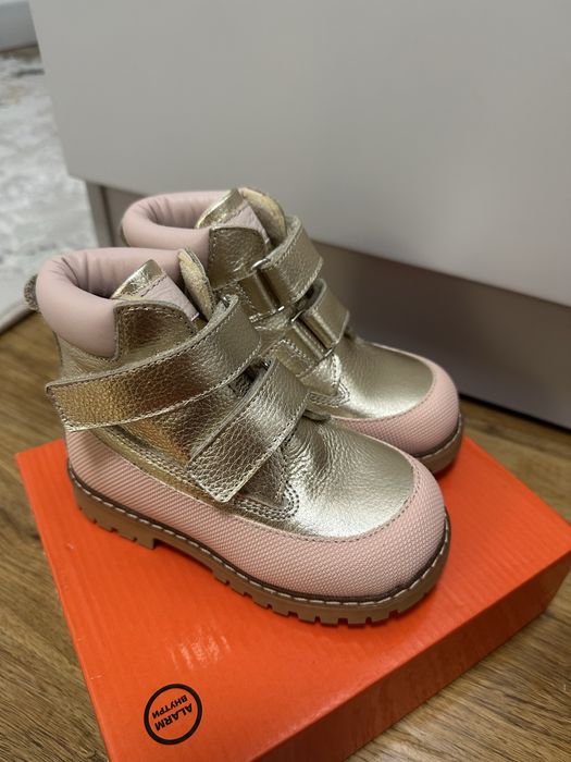 Осенняя обувь на девочку