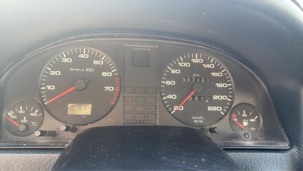 Продам машину Ауди 80