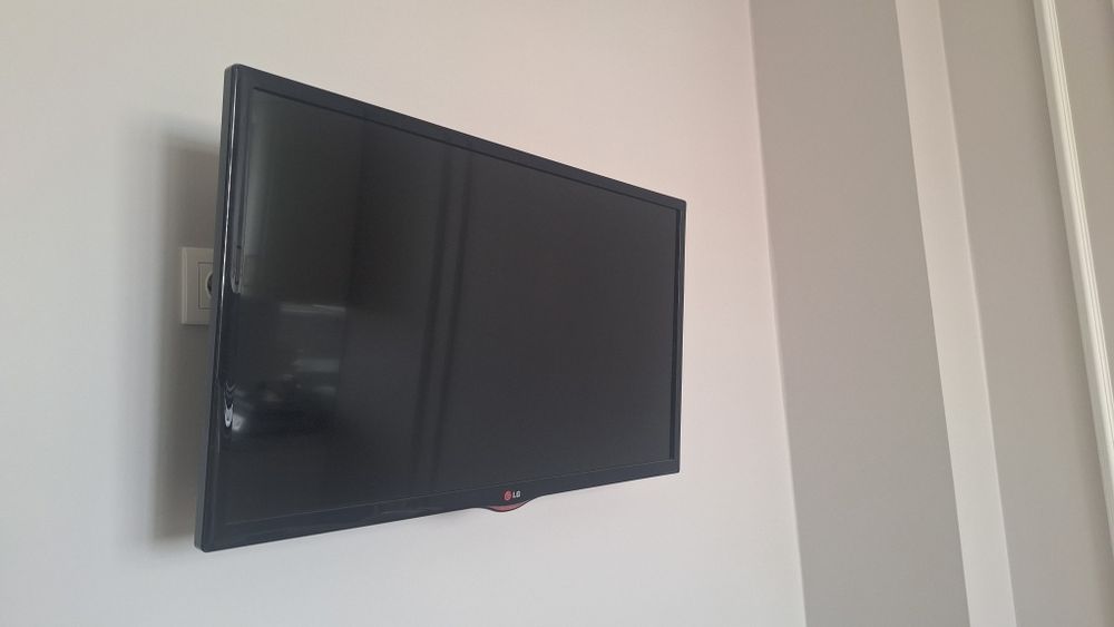 Продам телевизор