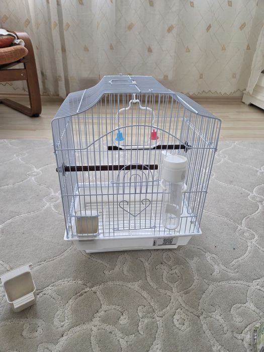 Colivie cu accesorii