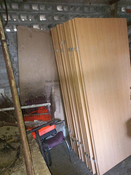 Fețe de uși de vanzare