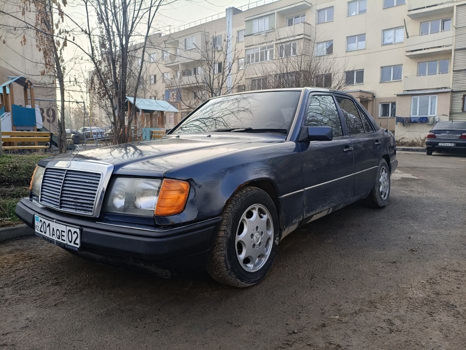 Мерседес бенс 124