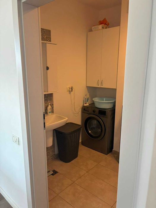 Apartament 2 camere + loc de pacare zona Nord