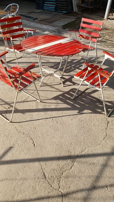 Bu stol stullar  chotkiy