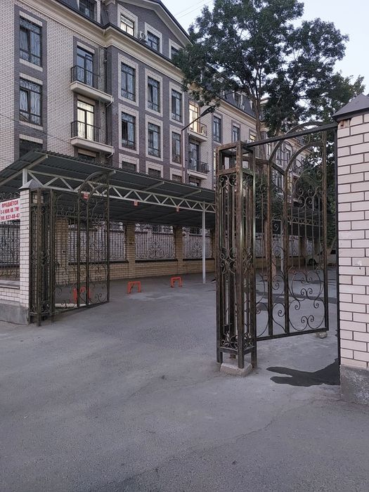 Сдаётся парковочное место для легкового автомобиля