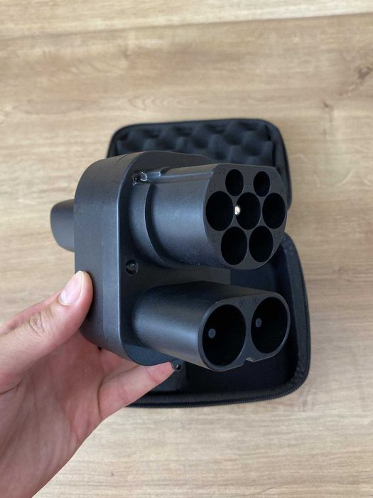 Адаптер Преходник CCS Combo 2 към Tesla CCS2 Тесла DC Зареждане 250kW