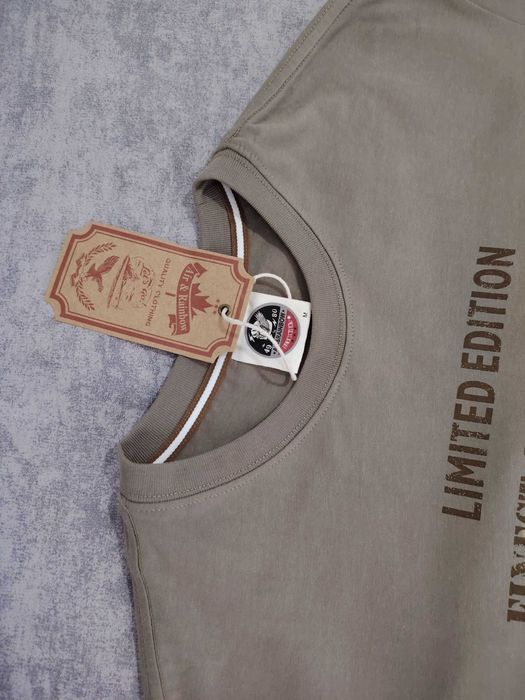 футболка м 52 размер соттоn плотный
новая с биркой