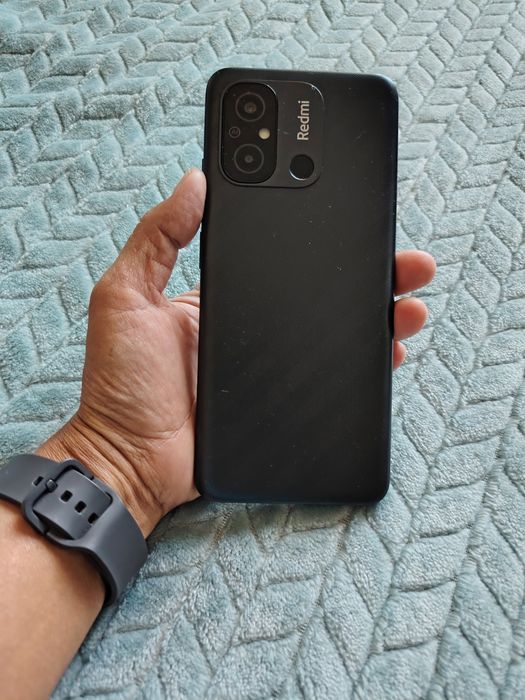 продаётся телефон