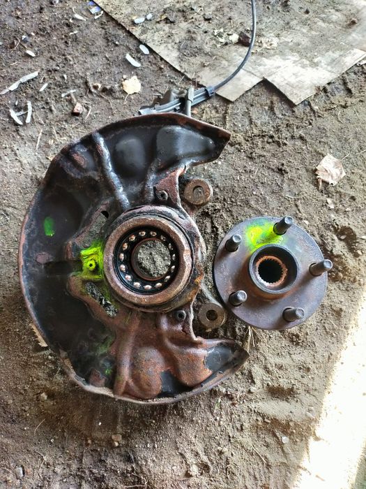 Продам ступицу. б/у