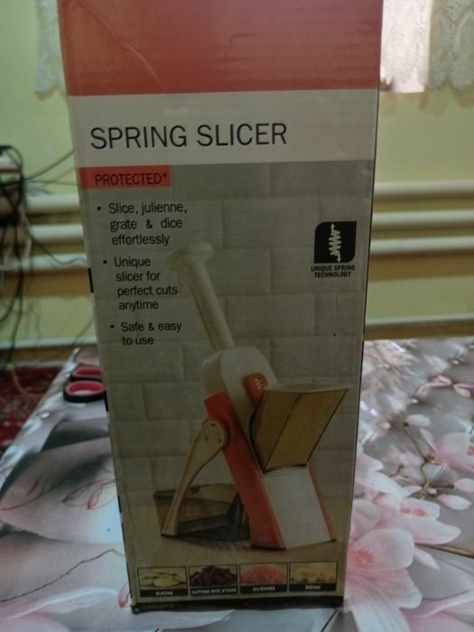 Продаётся аппарат SPRING SLICER , для нарезки овощей.