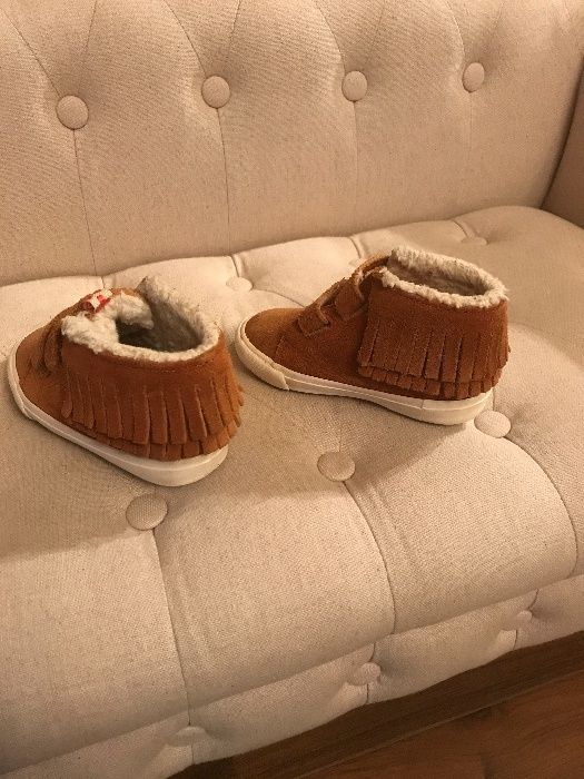 Vand ghete imblanite marimea 21 Zara