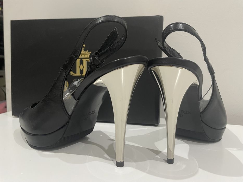 С етикет! Обувки Daris 37 номер