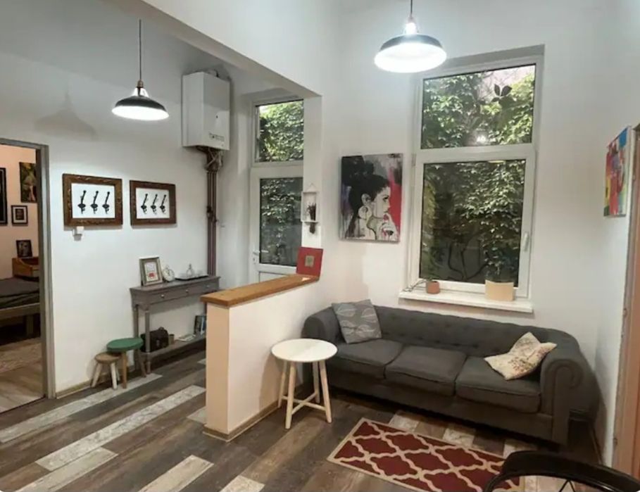 Inchiriez apartament
