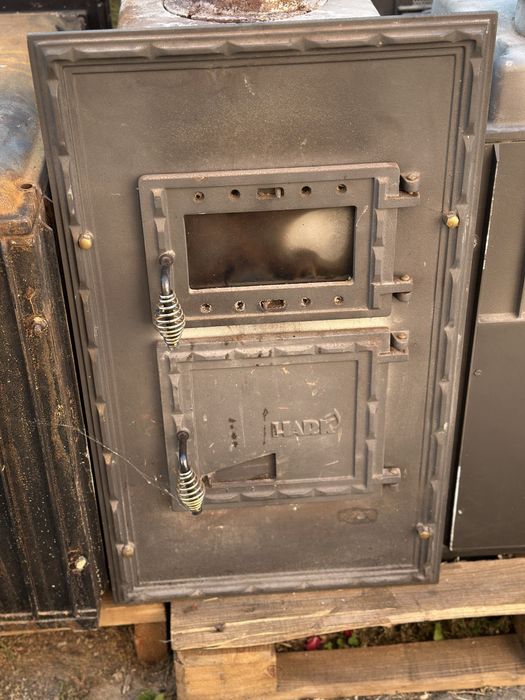 Focar/soba din fonta