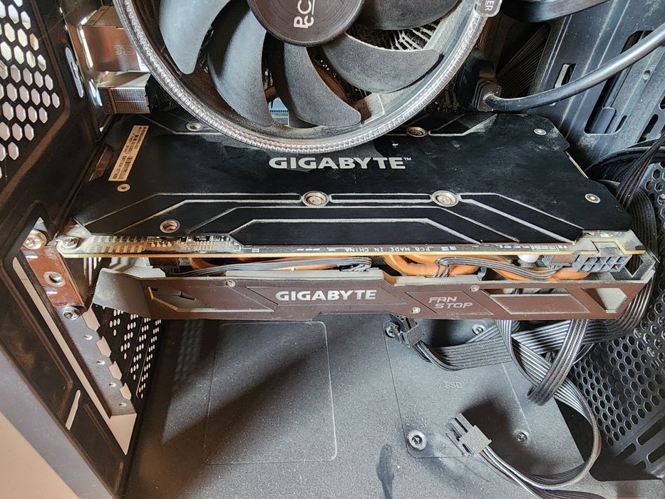 Видеокарт Rx580 4gb
