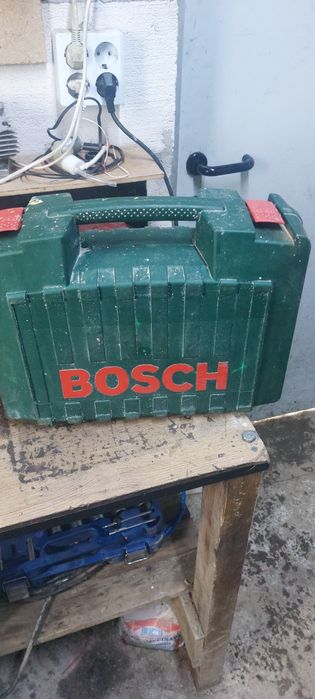 Vând mașina de șlefui Bosch