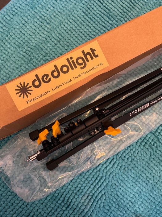 Oferta speciala trepiede Dedolight DST