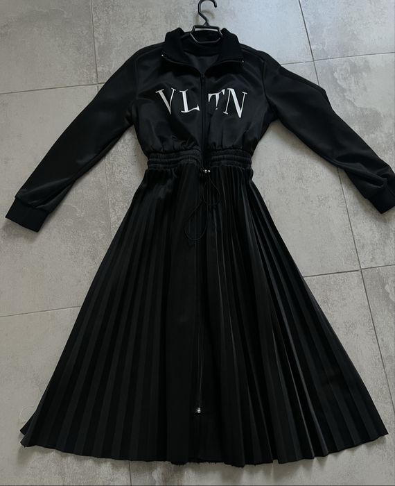 Продам платье  в отличном состоянии