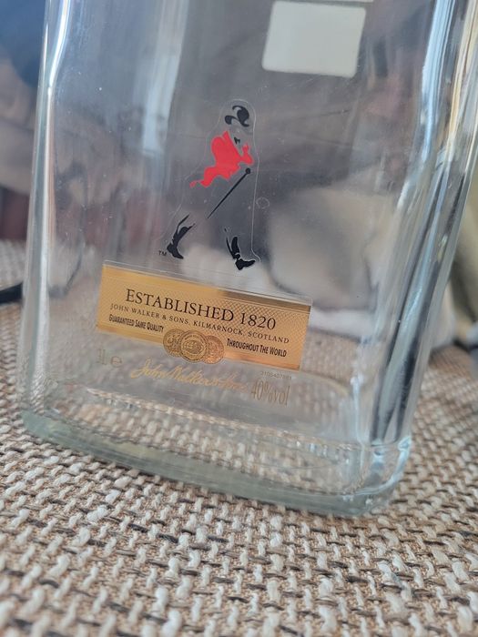 Стъклена бутилка Johnnie Walker 3л