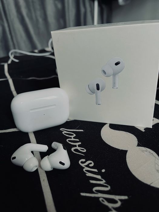 наушники AirPods Pro
