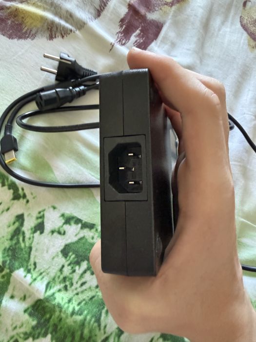 Продам зарядное устройство Lenovo 230W