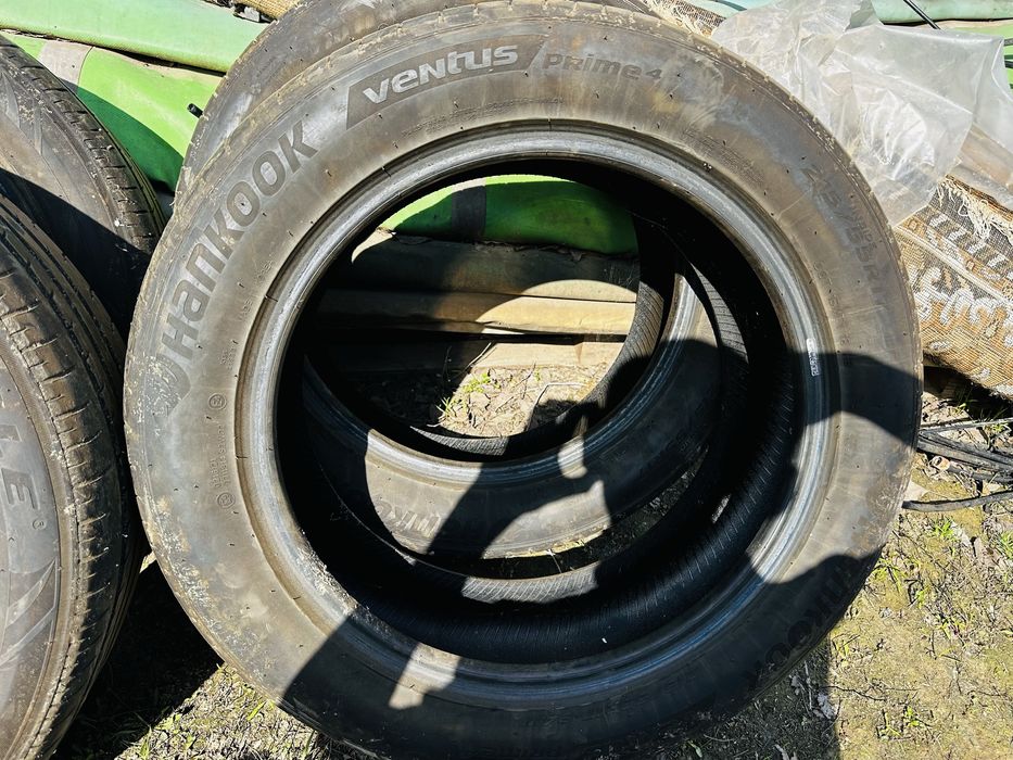 Продаю комплект летних резин в отличном состояний,