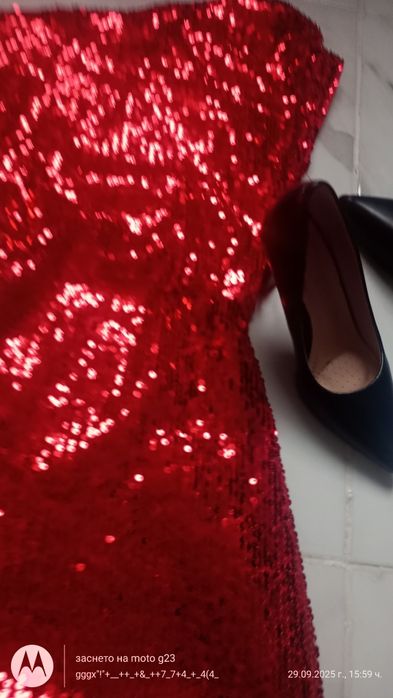 Рокля и официални обувки