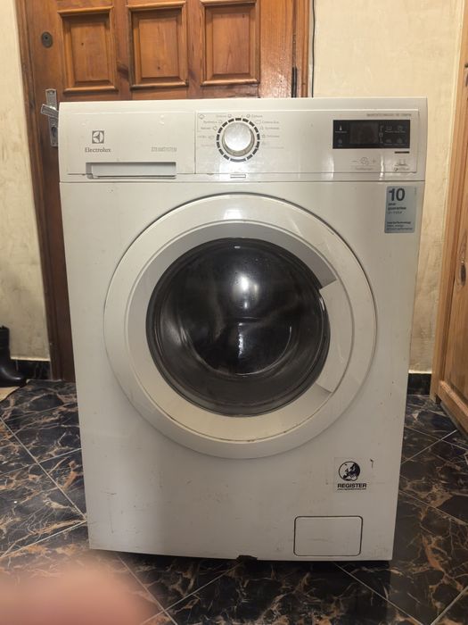 Пералня Електролукс