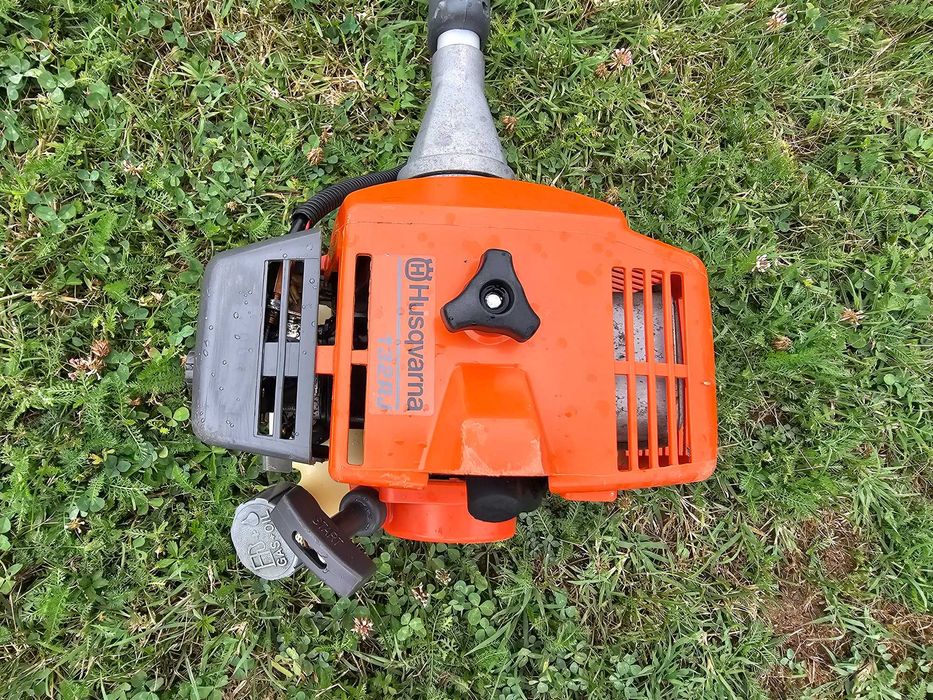 Моторна Коса HUSQVARNA 132.RJ. Перфектна..