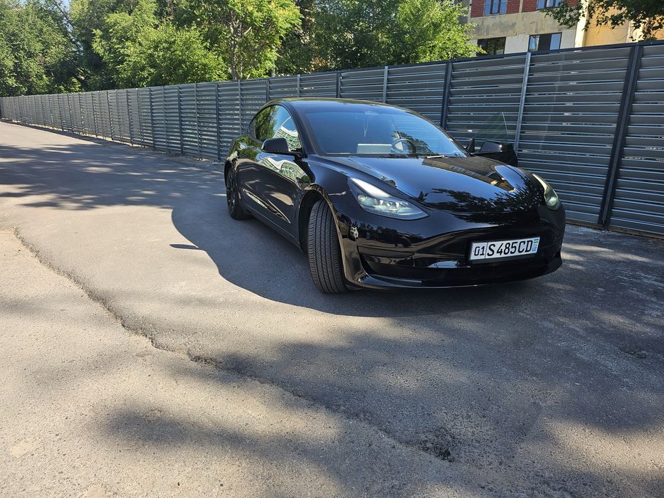 Продам Tesla Model 3 Standard Plus Black!