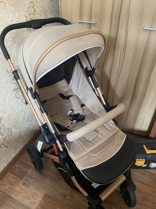 1+1 Продаю коляску и манеж ВМЕСТЕ