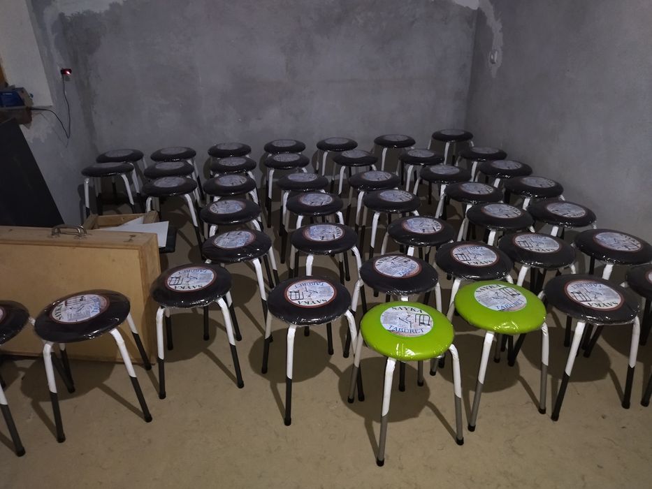 Табуретки для дома