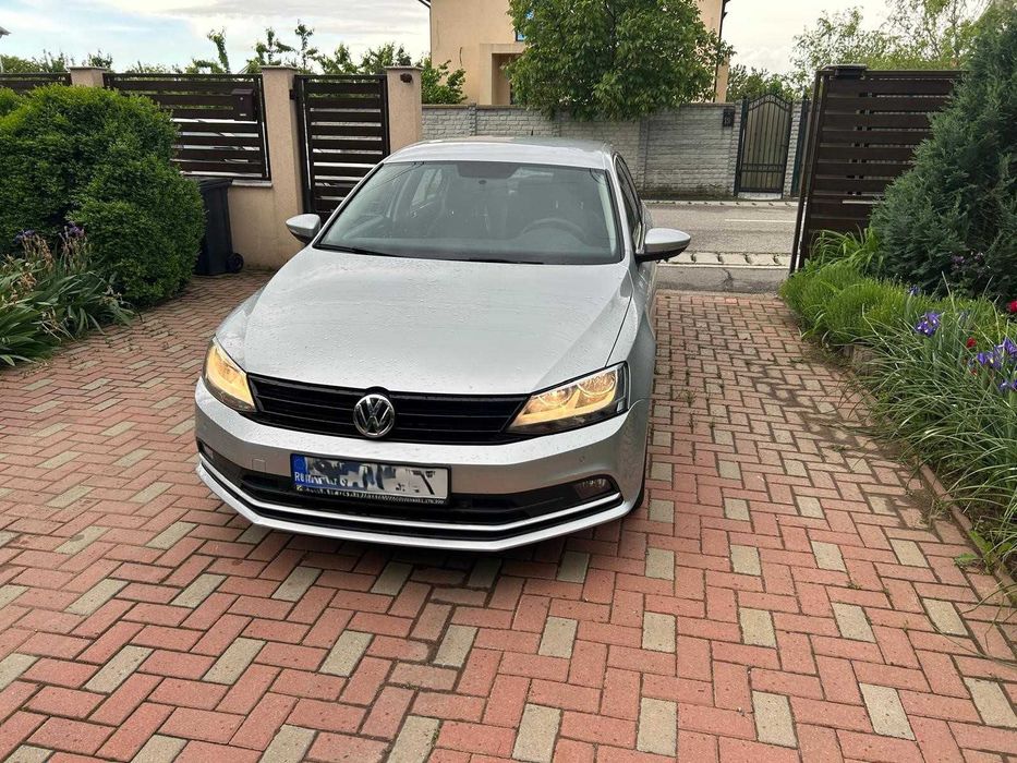 VOLKSWAGEN Jetta 2016