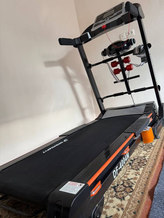 Продаётся беговая дорожка, для пользователей до 120 кг