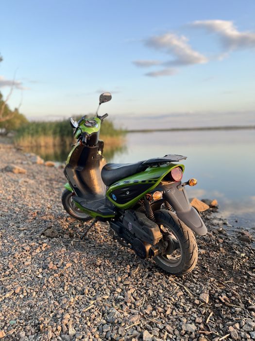 Продам скутер 150куб