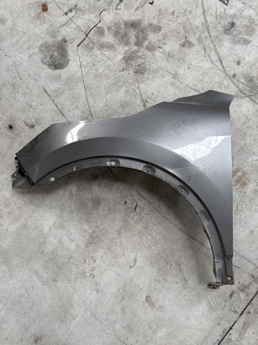 Aripa stanga Nissan Qashqai 2018