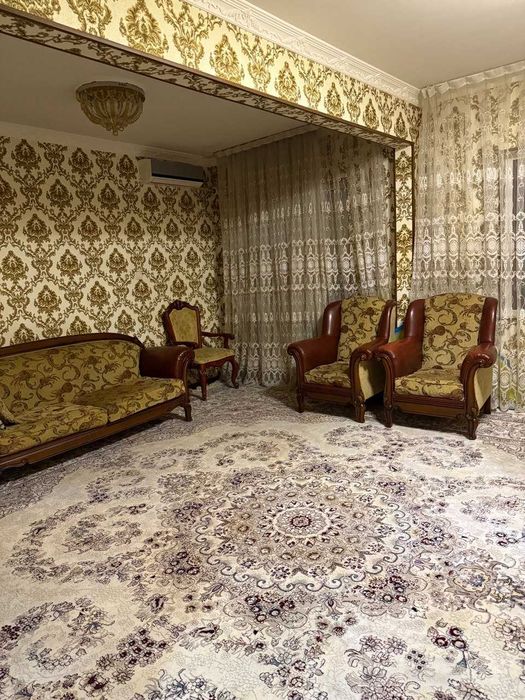 Уй сотилади_Продается квартира