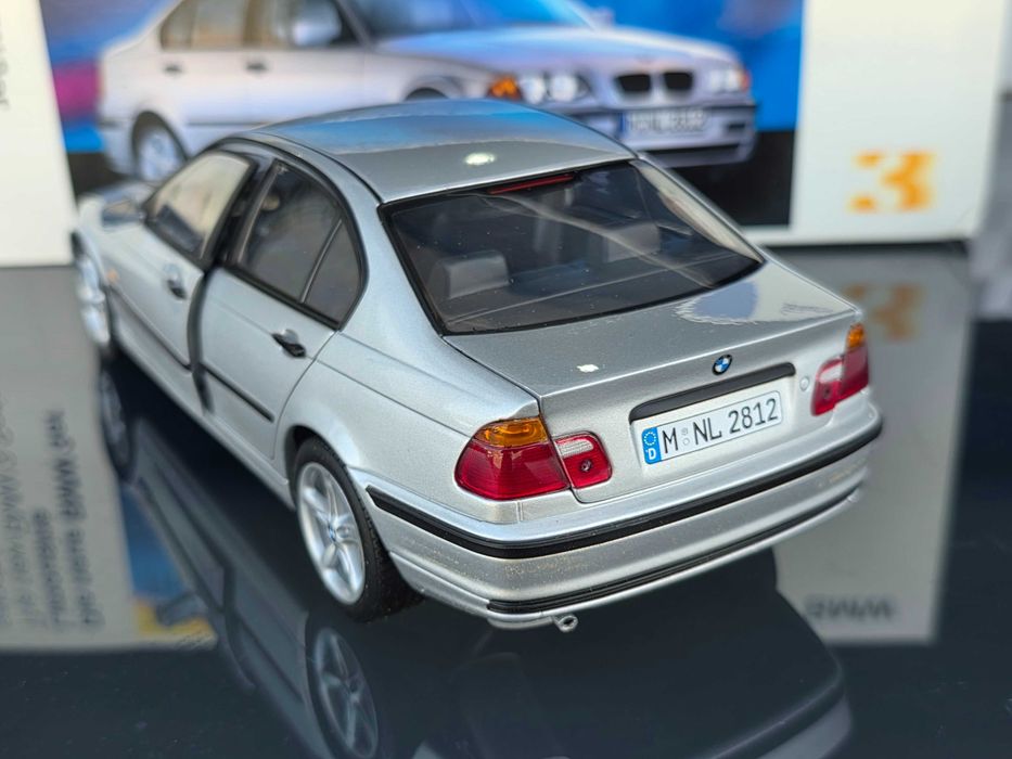 Macheta Auto 1/18 UT Models BMW E46 Seria 3