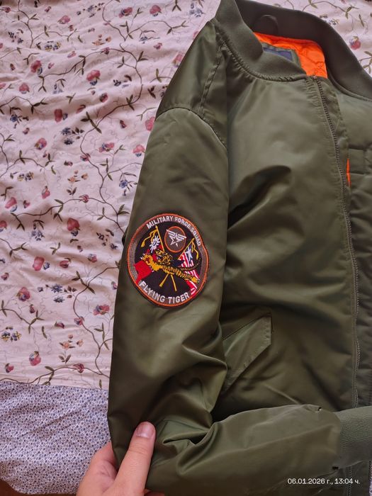 Avirex Бомбер яке