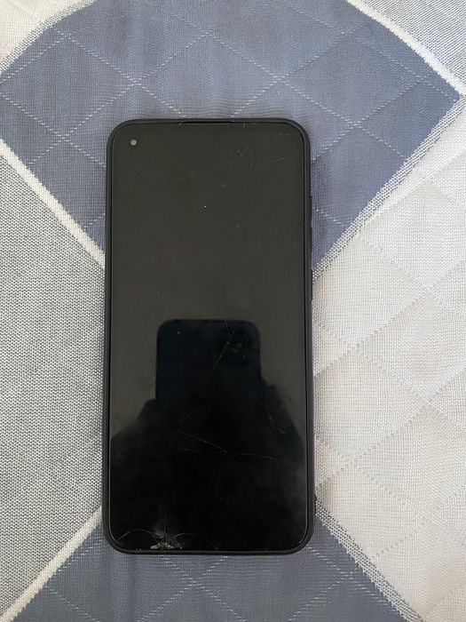 Samsung Galaxy A11 (қызыл түсті).
