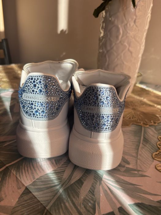 Adidasi noi unisex