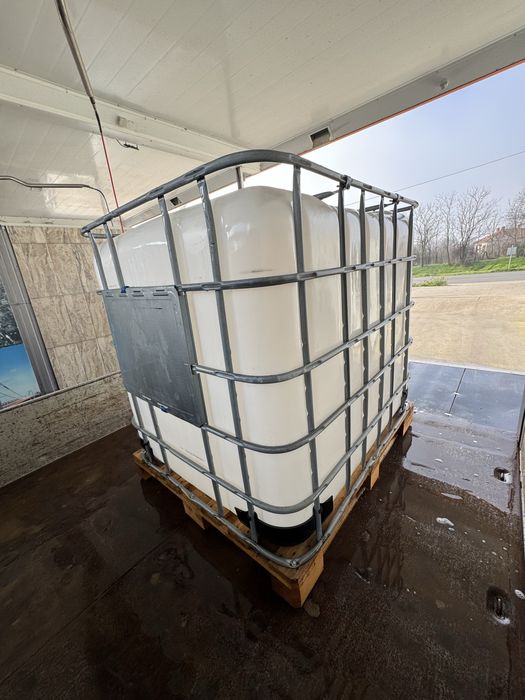 Резервоар 1000 л