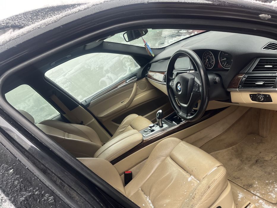 Bmw x5 e70 3.0D volan dreapta