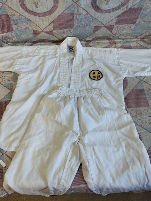 Продам амуницию для карате