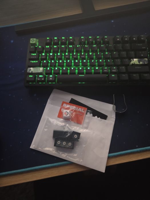 Tastatura qwetykey H87 wireless