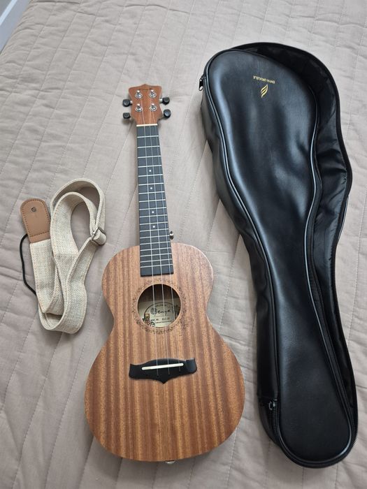 Укулеле концертная Enya EUC-20 коричневый